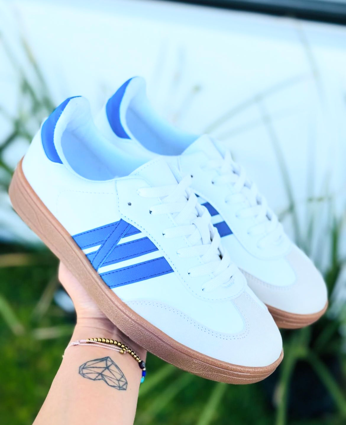 Holanda Blue Sneakers